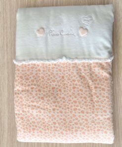 Copertina neonata Pierre Cardin